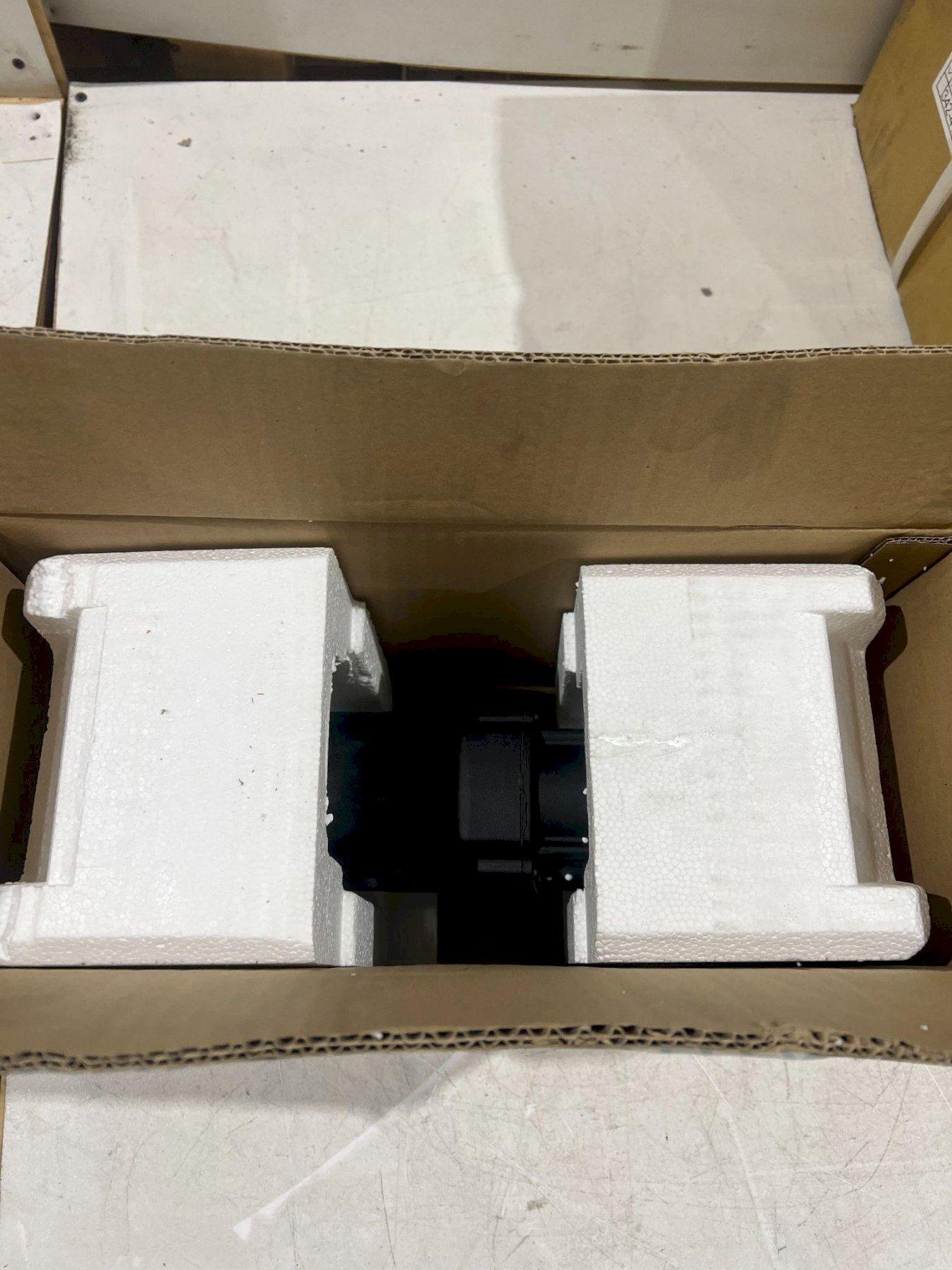 REXROTH MSK040C-0600-NN-M1-UG0-NNNN SERVO PRODUCTS NEW