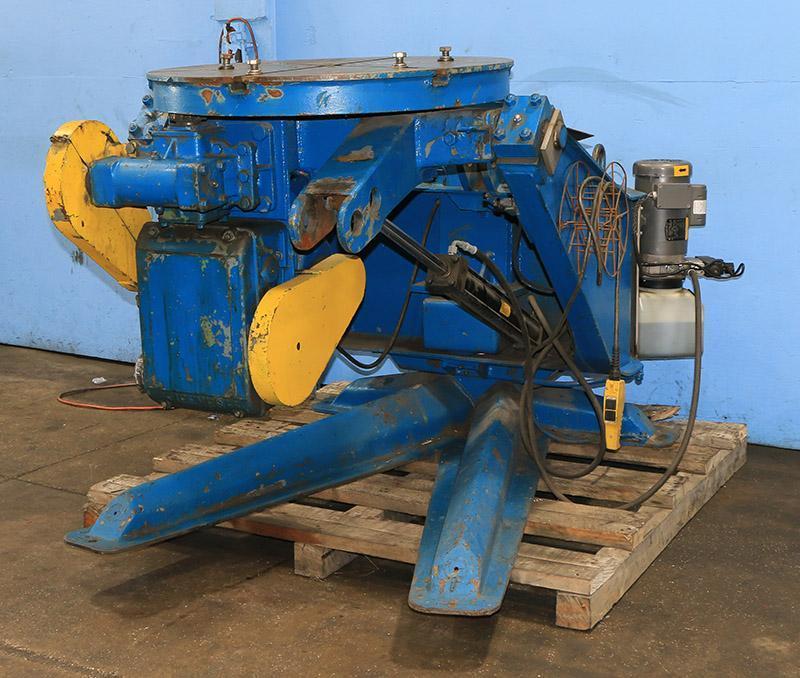 3,000 lb. P & H WELDING POSITIONER MODEL 3