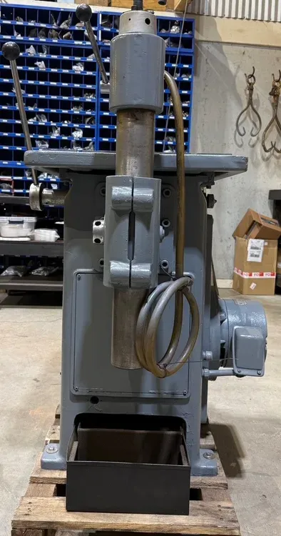 DAVIS MODEL 15 KEYSEATER