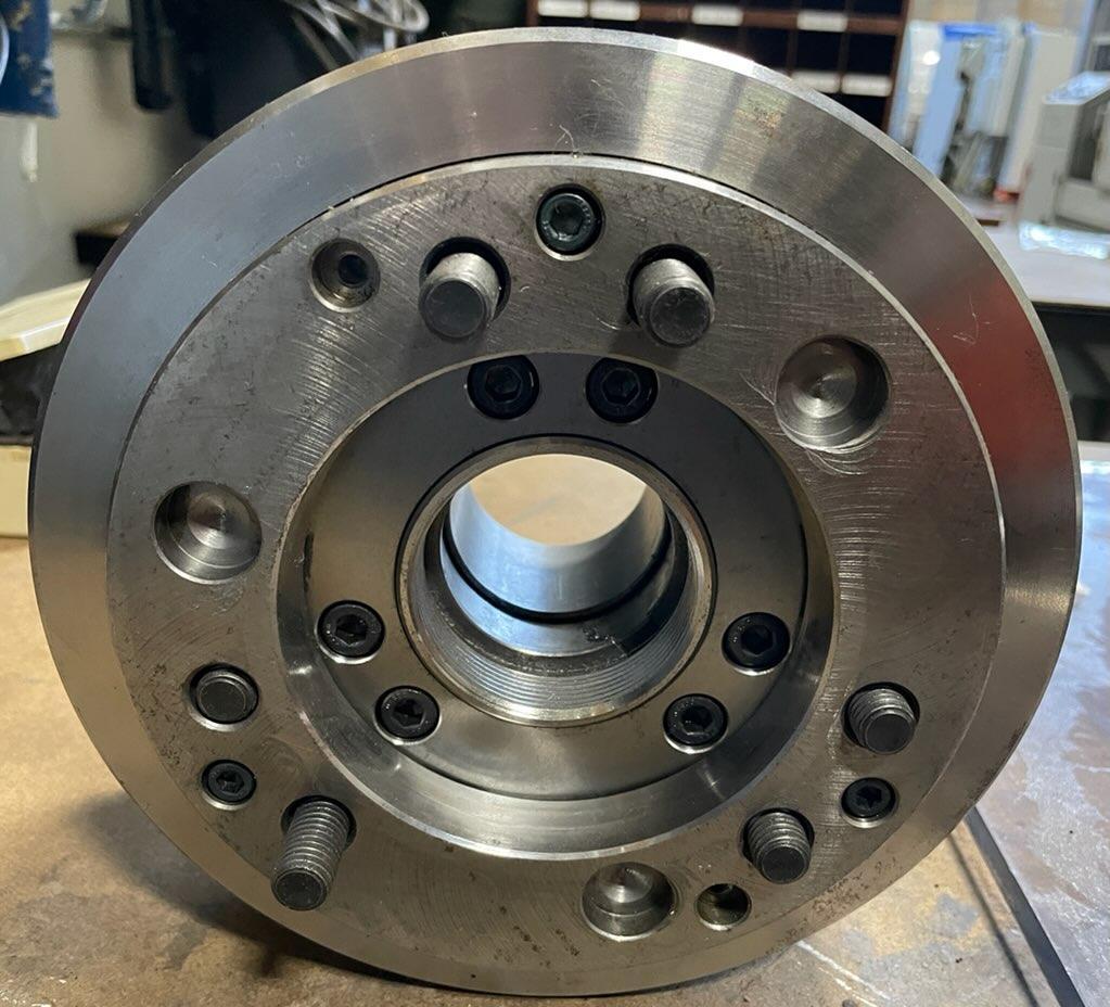 8" KITAGAWA B-208 3-JAW HYDRAULIC CHUCK, 52mm/2.1" Hole, 7.4mm/0.29" Jaw Stroke, 5000 RPM Max Speed, 86 kN Clamp Force, Lubrication Nipple on each Master Jaw.