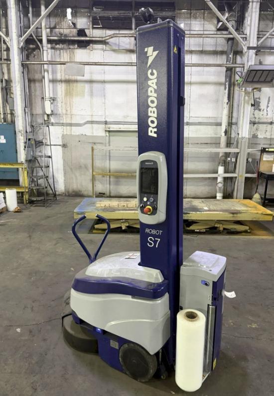 2023 ROBOPAC ROBOT S7 PVS PORTABLE SHRINK WRAPPING MACHINE. STOCK # 0435726