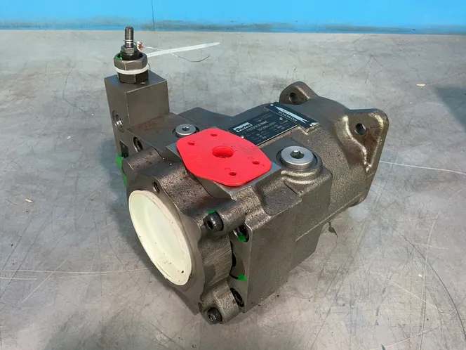 PARKER AXIAL PISTON PUMP   -  PV020R1K1AYNMMC
