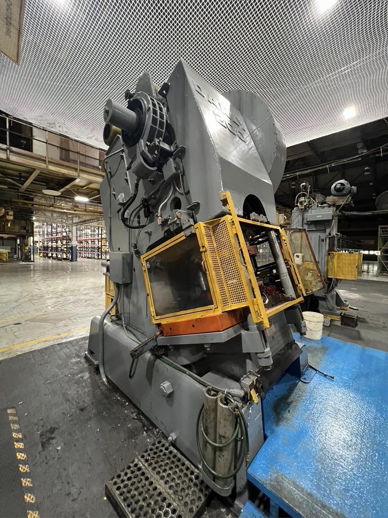 200 TON DANLY BACKGEARED OBI PRESS, MODEL 200, 8" STR., 24" SH., 4.5" POWER ADJ.,  60 SPM., GE/FANUC LOGIC MASTER PLC