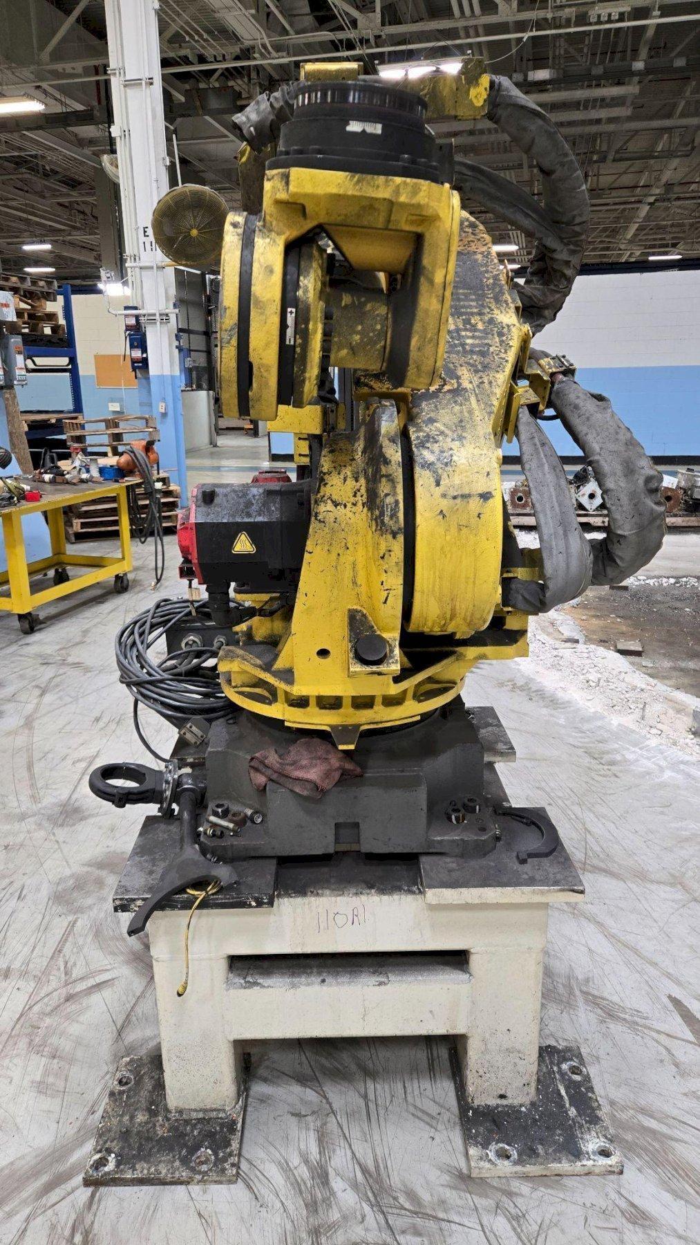 FANUC – R2000IB/210 W/ R-30IA Controls USED