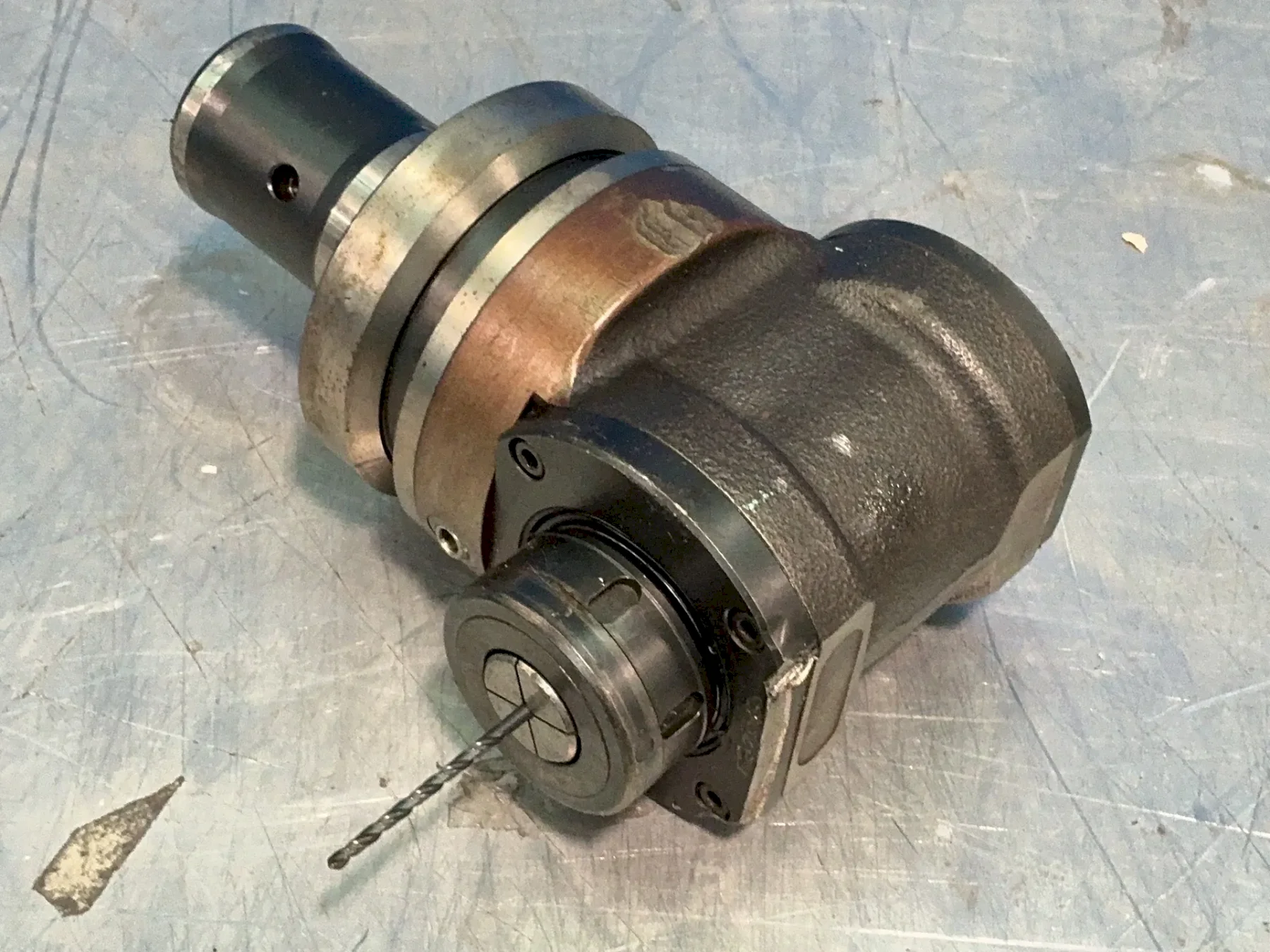 RIGHT ANGLE TOOL HOLDER