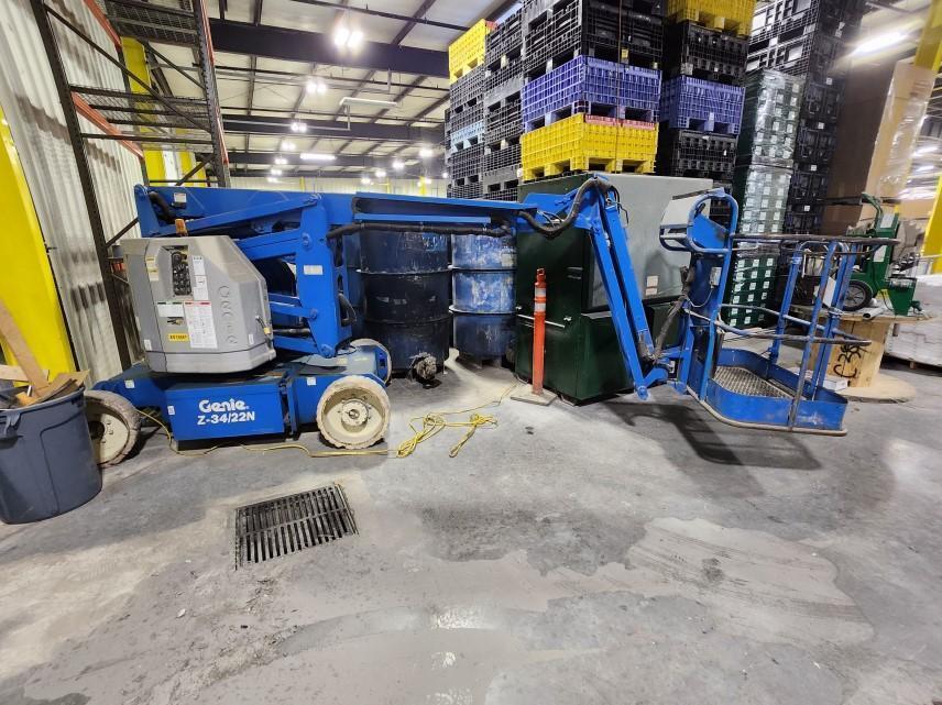(2002) GENIE Z34/22N ELECTRIC BOOM LIFT. STOCK # 0148824