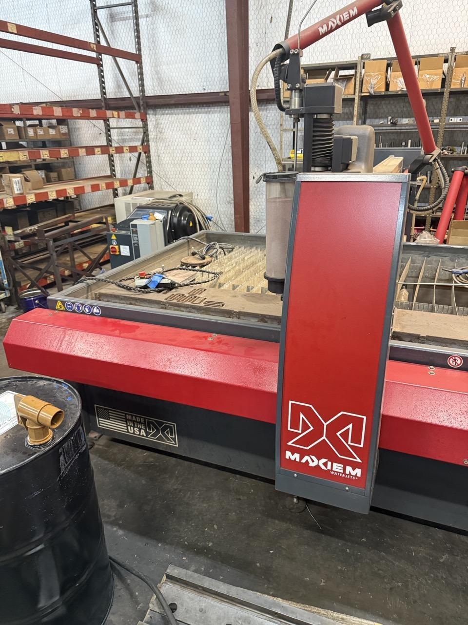 5′ x 10′ Omax Maxiem 1530 Waterjet, 2024 – Less than 5 hours