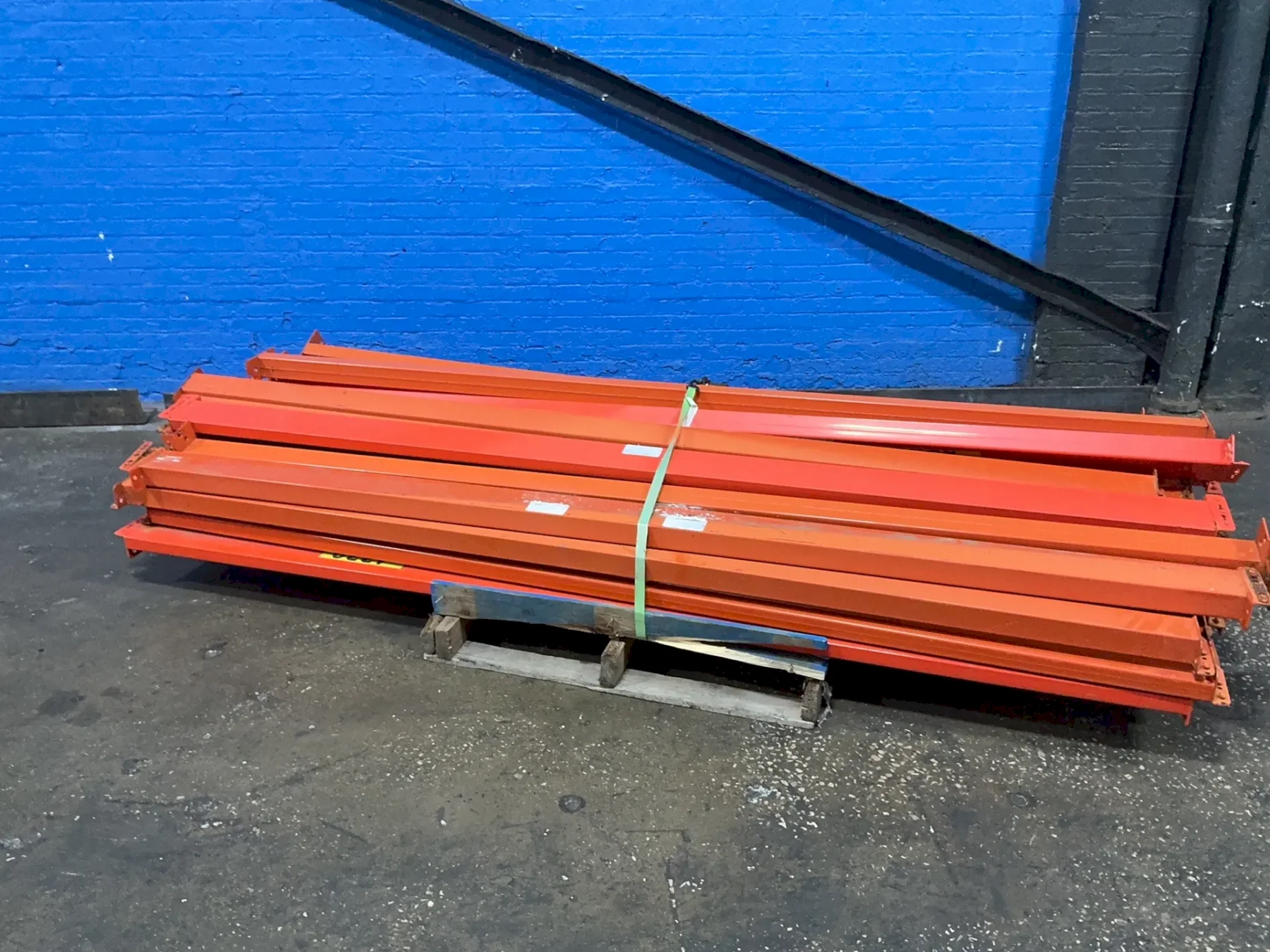 5000 LBS EACH PALLET RACKING BEAMS