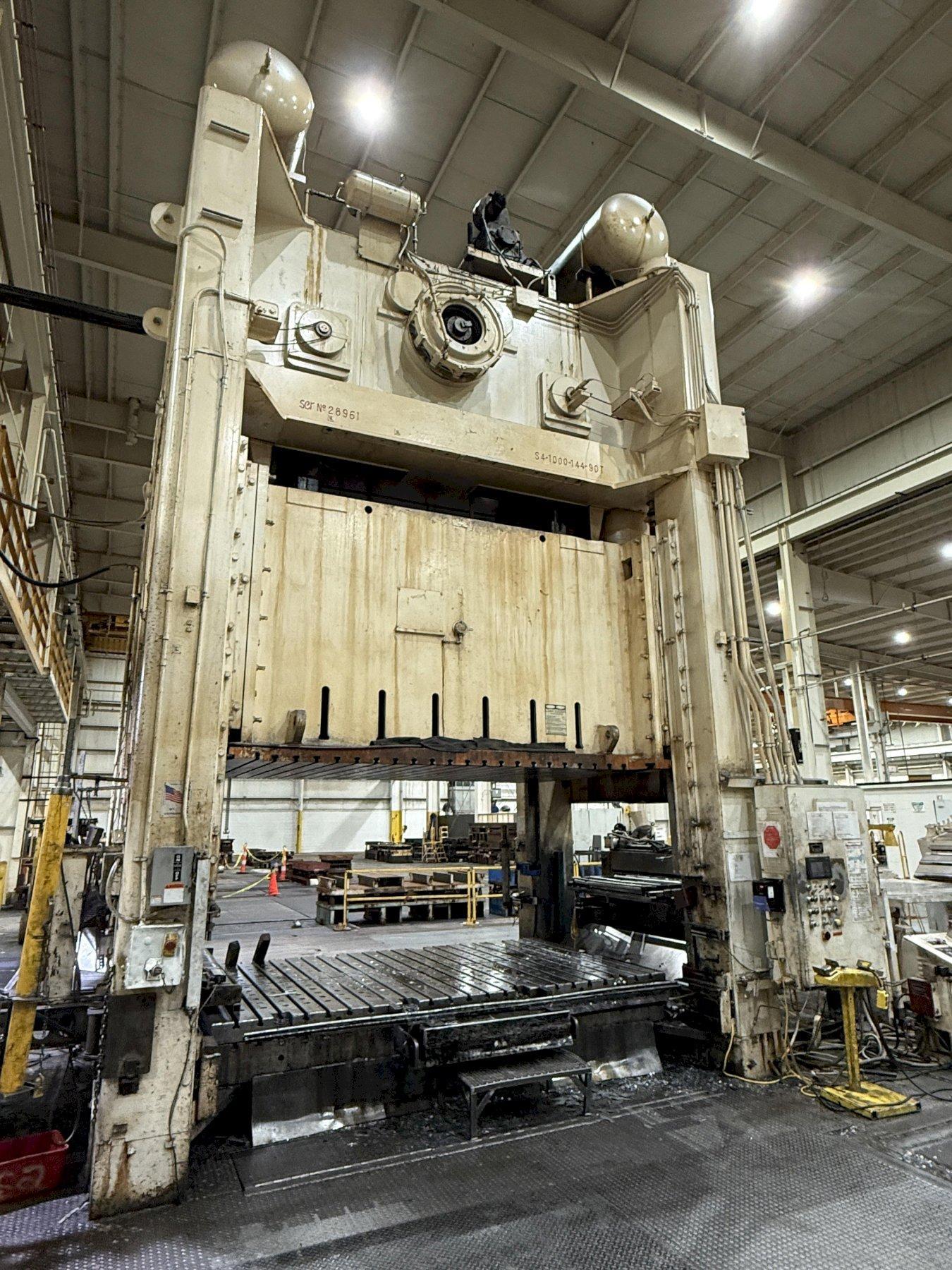 1000-ton Verson S4-1000-144-90T Straight Side Press - Used, Double Crank Stamping Press For Sale