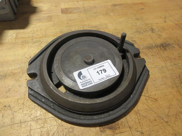 Kurt 6" Swivel Base For D-60- Auction Item
