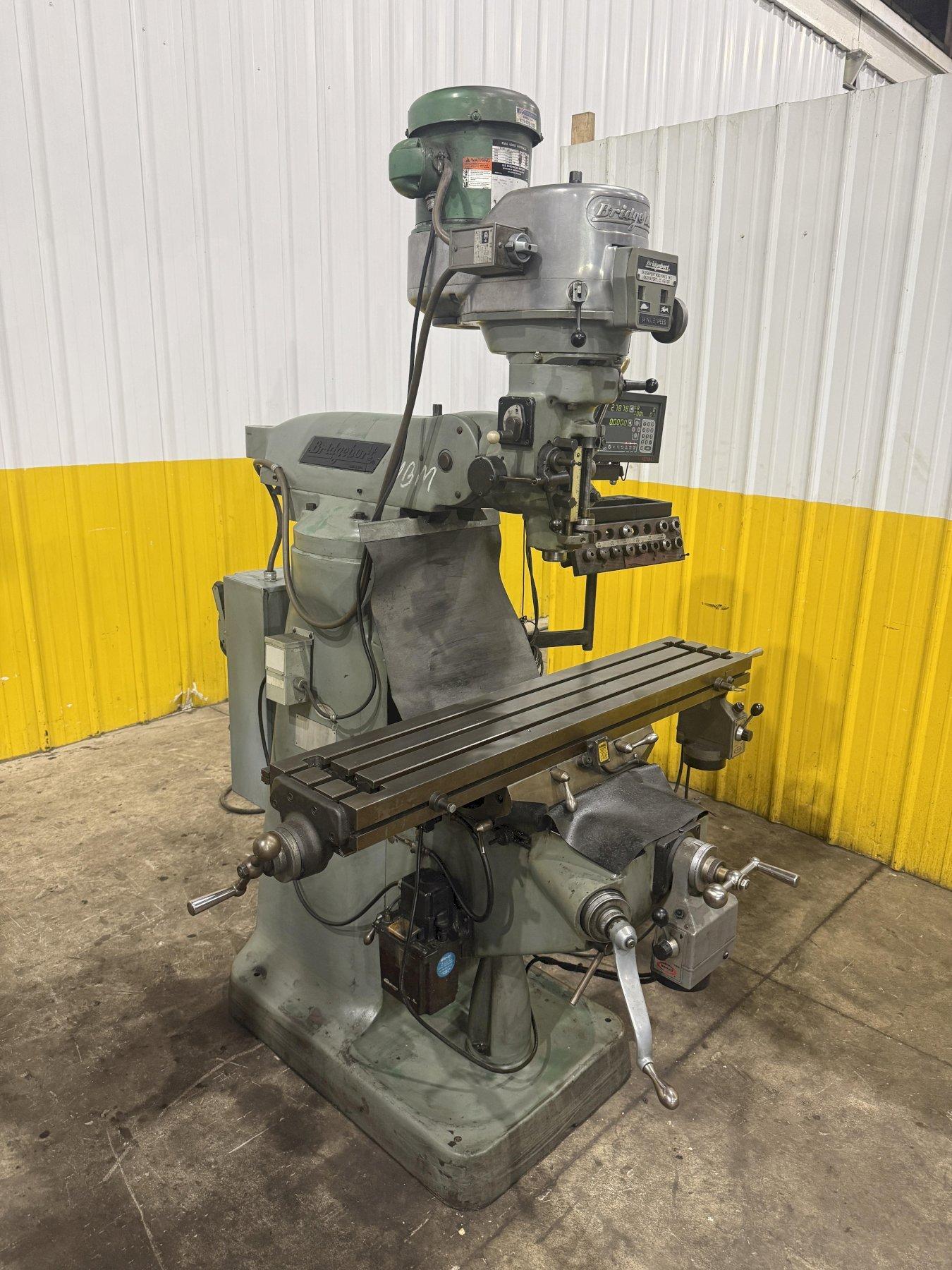 2 HP BRIDGEPORT SERIES I VERTICAL RAM TYPE KNEE MILL, WITH DRO & POWER FEEDS: YOBRO #25294