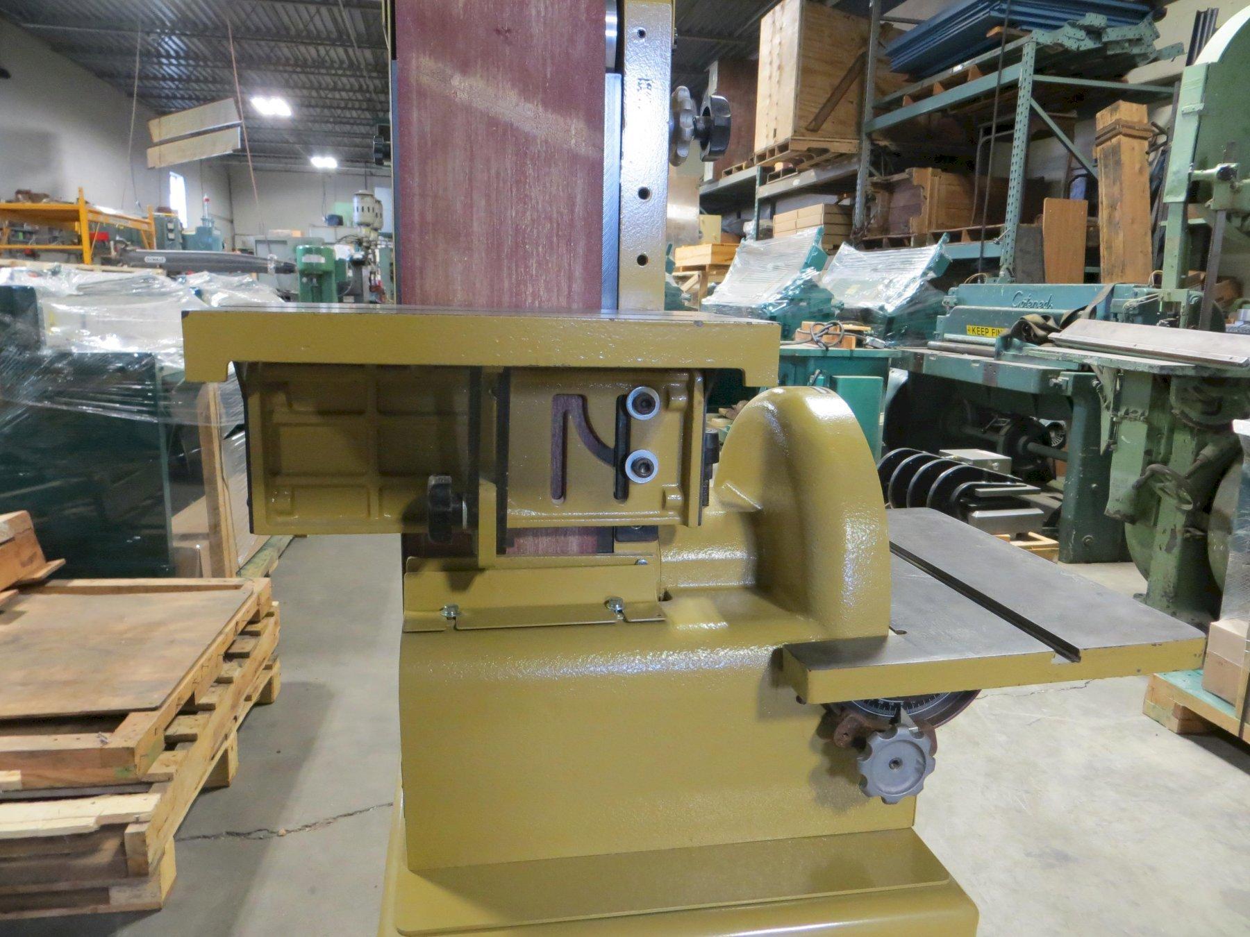 LIKE NEW POWERMATIC BELT/DISC SANDER 6" X 48" SANDING BELT, 12" DISC, MODEL: BD31A