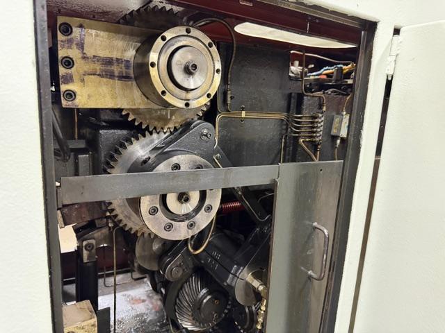 3/8" Asahi Sunac Model AOT 10B 2 Die 2 Blow Cold Header