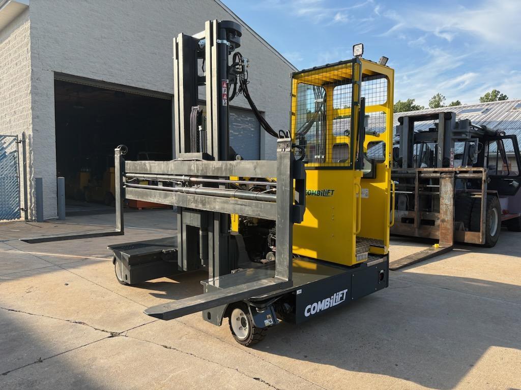 2022 Combilift GST Multidirectional Sideloader