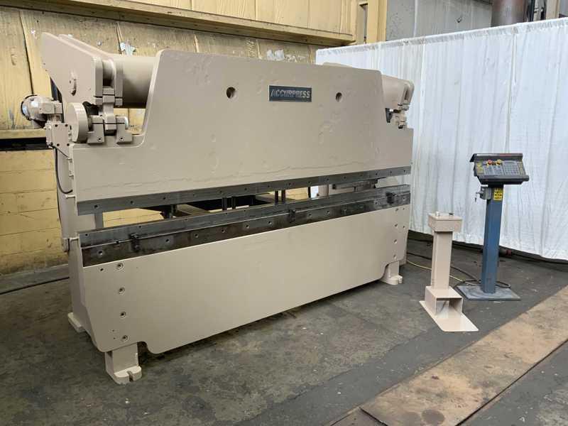 1999 Accurpress 710010 Hydraulic Press Brake (#5833)