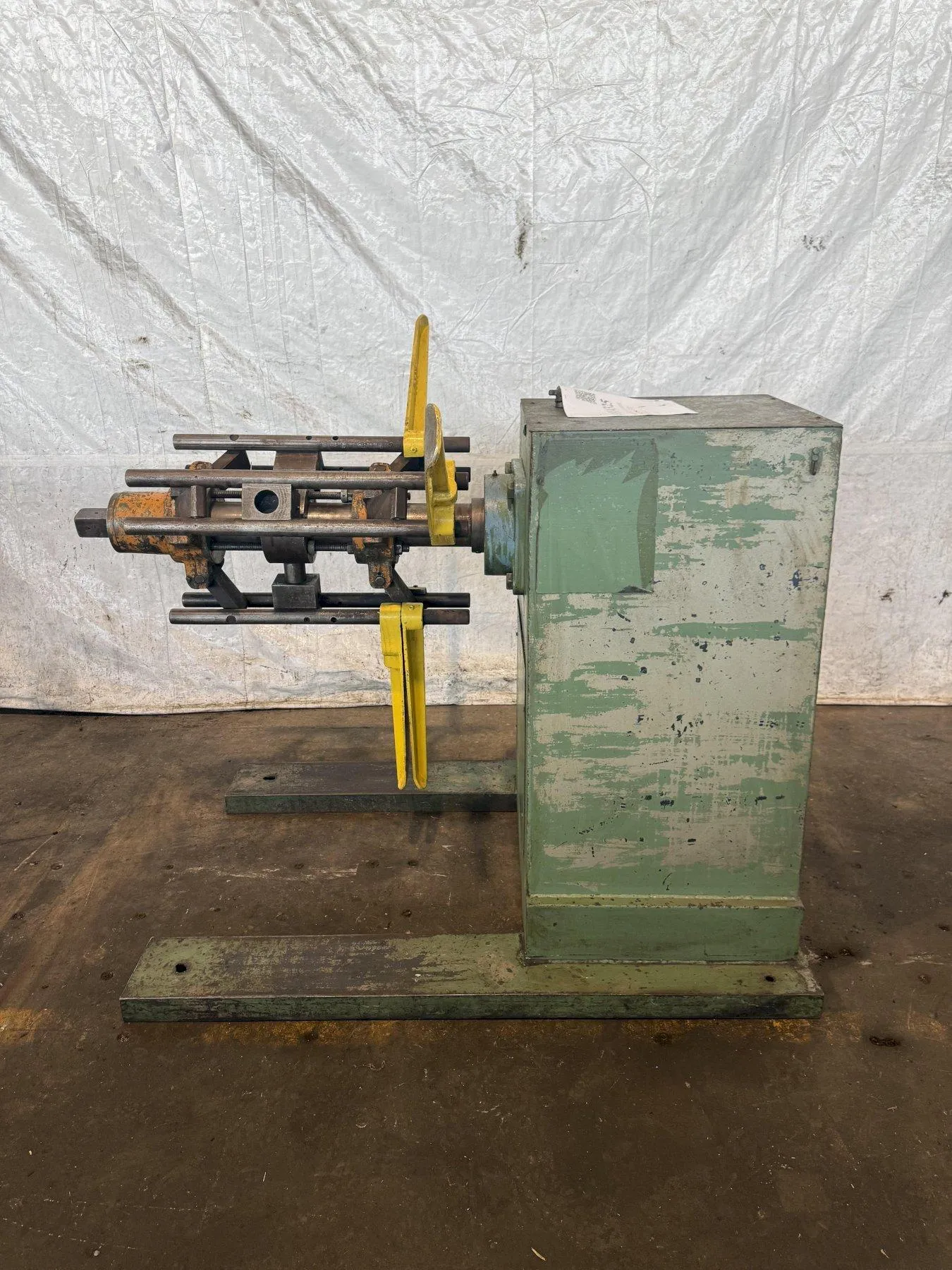 4,000 LB X 18" JACO MODEL 346 UNCOILER: YOBRO #23926