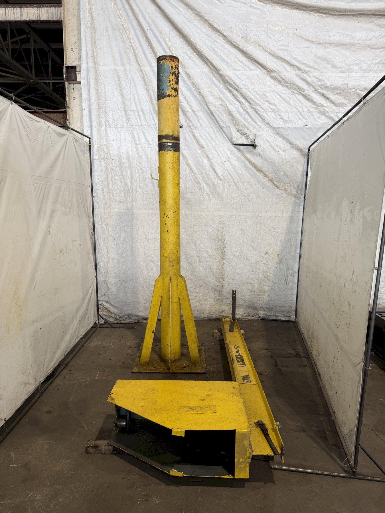 1 TON X 96" NORTH AMERICAN INDUSTRIES JIB CRANE. STOCK # 0116226
