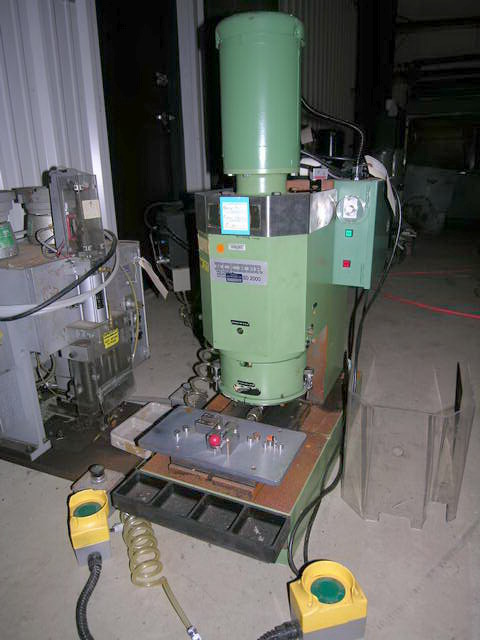 TAUMEL MODEL SO2000 ORBITAL RIVET SPINNER