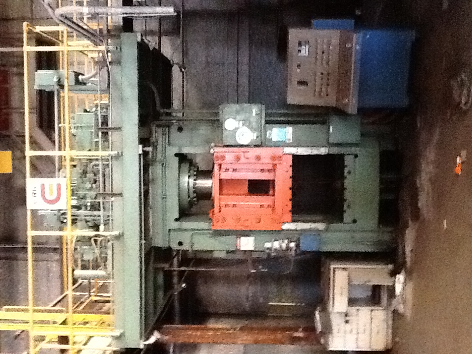 500 TON ERIE HYDRAULIC PRESS