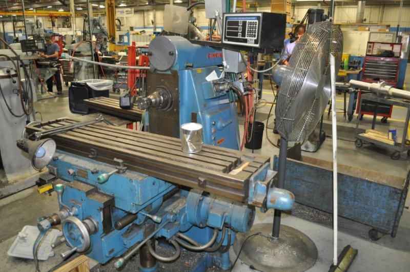 CINCINNATI UNVERSAL MILLING MACHINE CINOVA 80 205-12