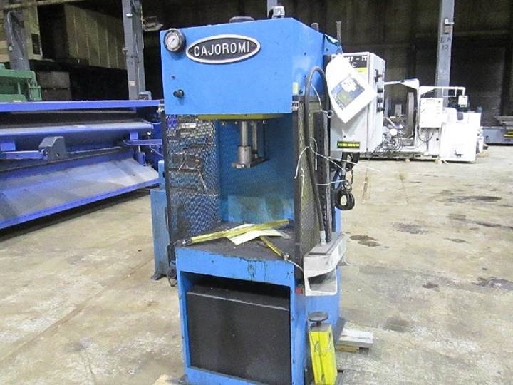 15 TON CAJOROMI  C FRAME HYDRAULIC PRESS