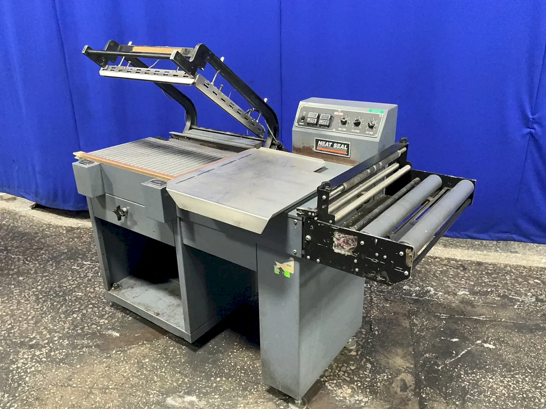 HEATSEAL 16” X 26” L BAR SEALER  -  HDS-2024
