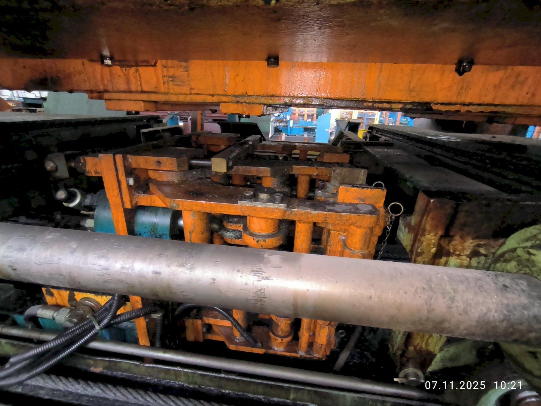 25 TON HAGINGER 3-DIE TUBE DRAW BENCH