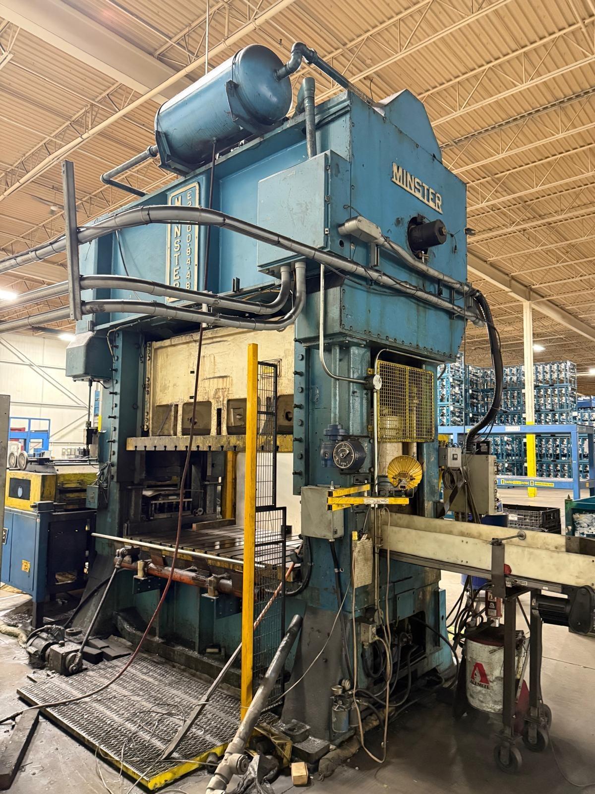 300 Ton MINSTER E2 300 84-48