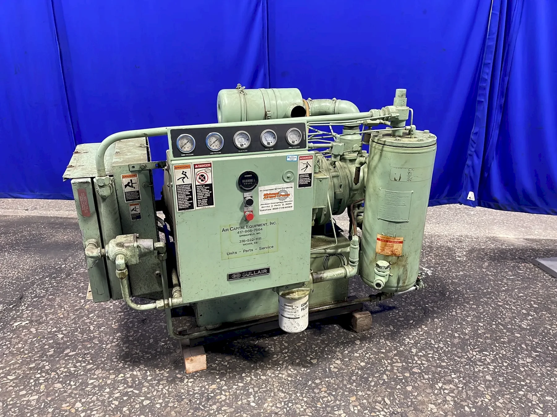 SULLAIR 115/125 PSIG AIR COMPRESSOR  -  10-40 AC/AC