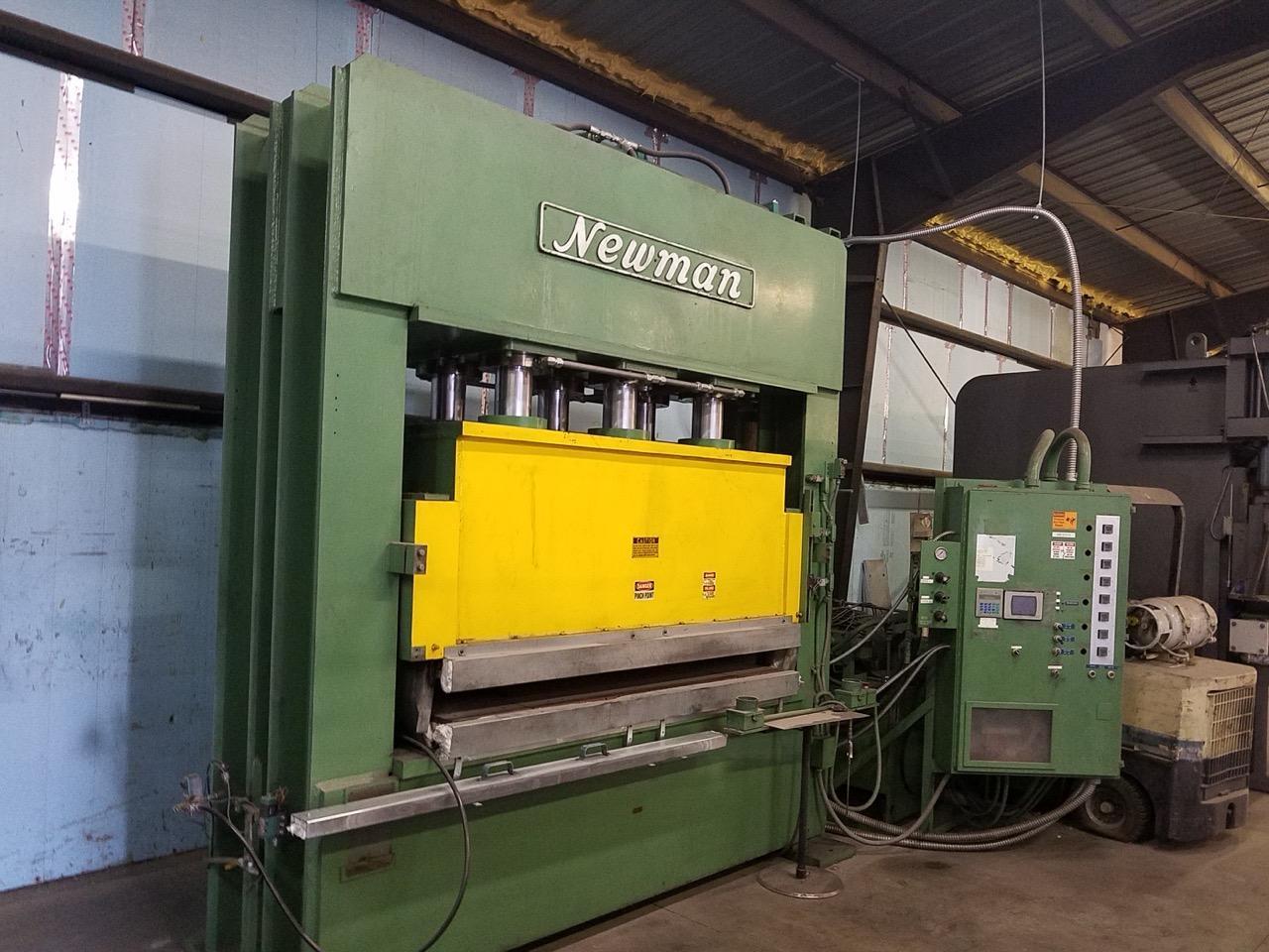 7′ x 3′ x 650 Ton Newman Hydraulic Press