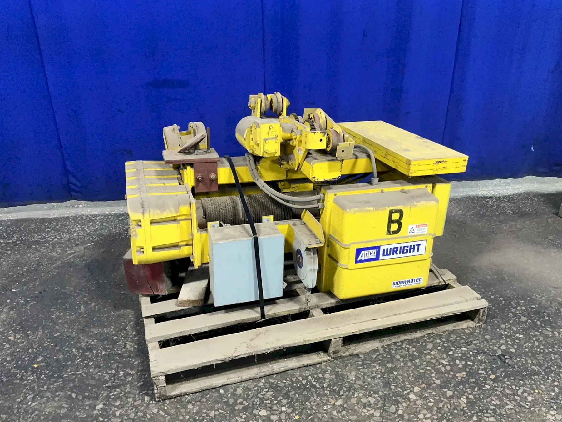 ACCO WRIGHT 1.5 TONS HOIST