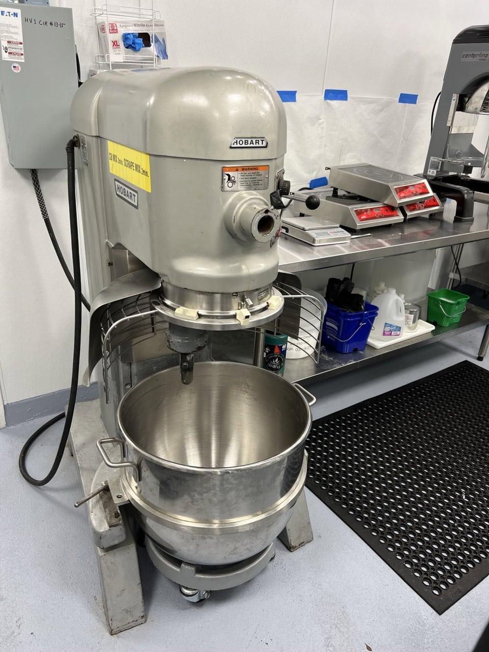 HOBART L-800 - Mixers