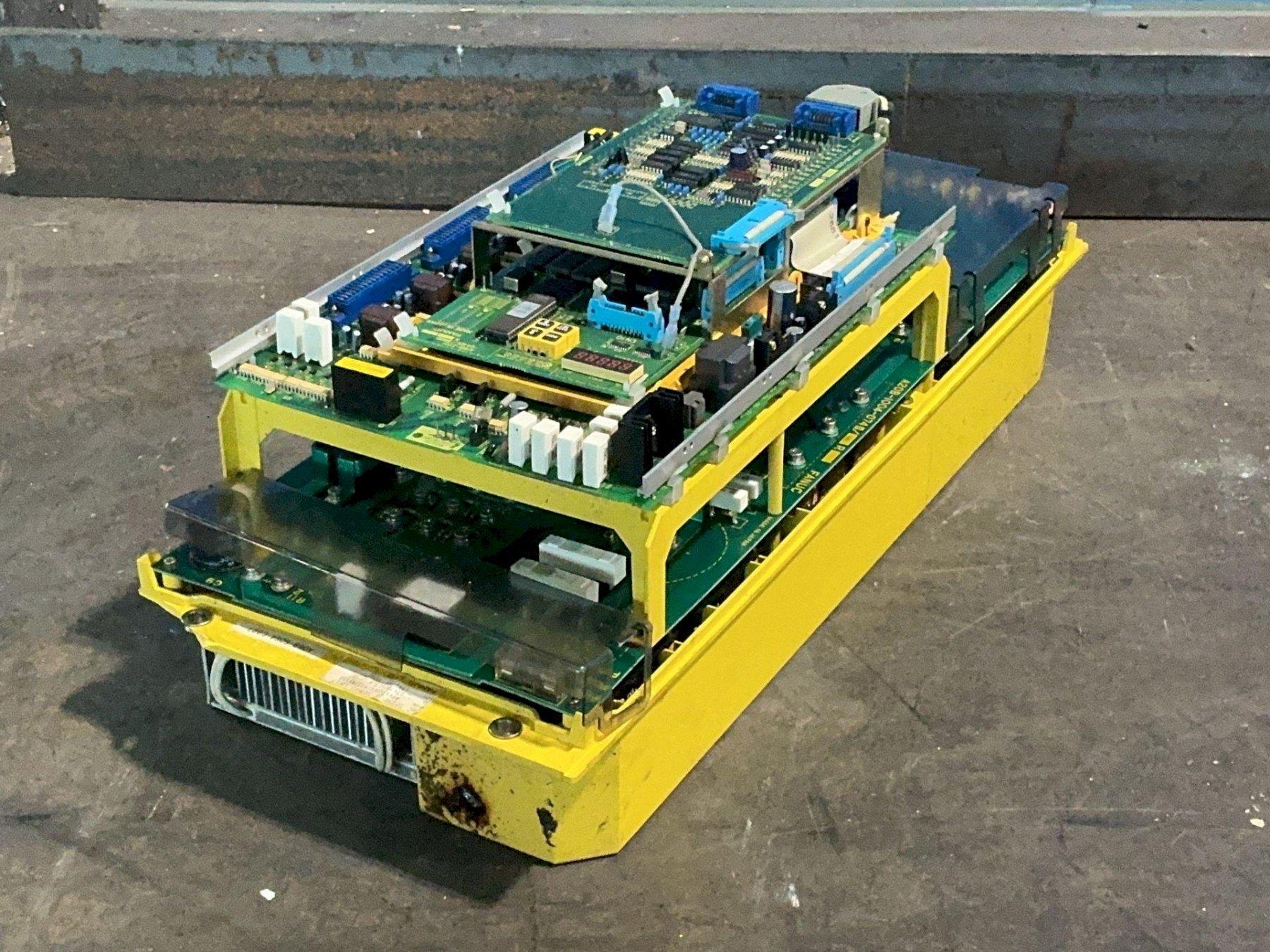 FANUC AC SPINDLE SERVO DRIVE UNIT  -  A06B-6064-H327#H550