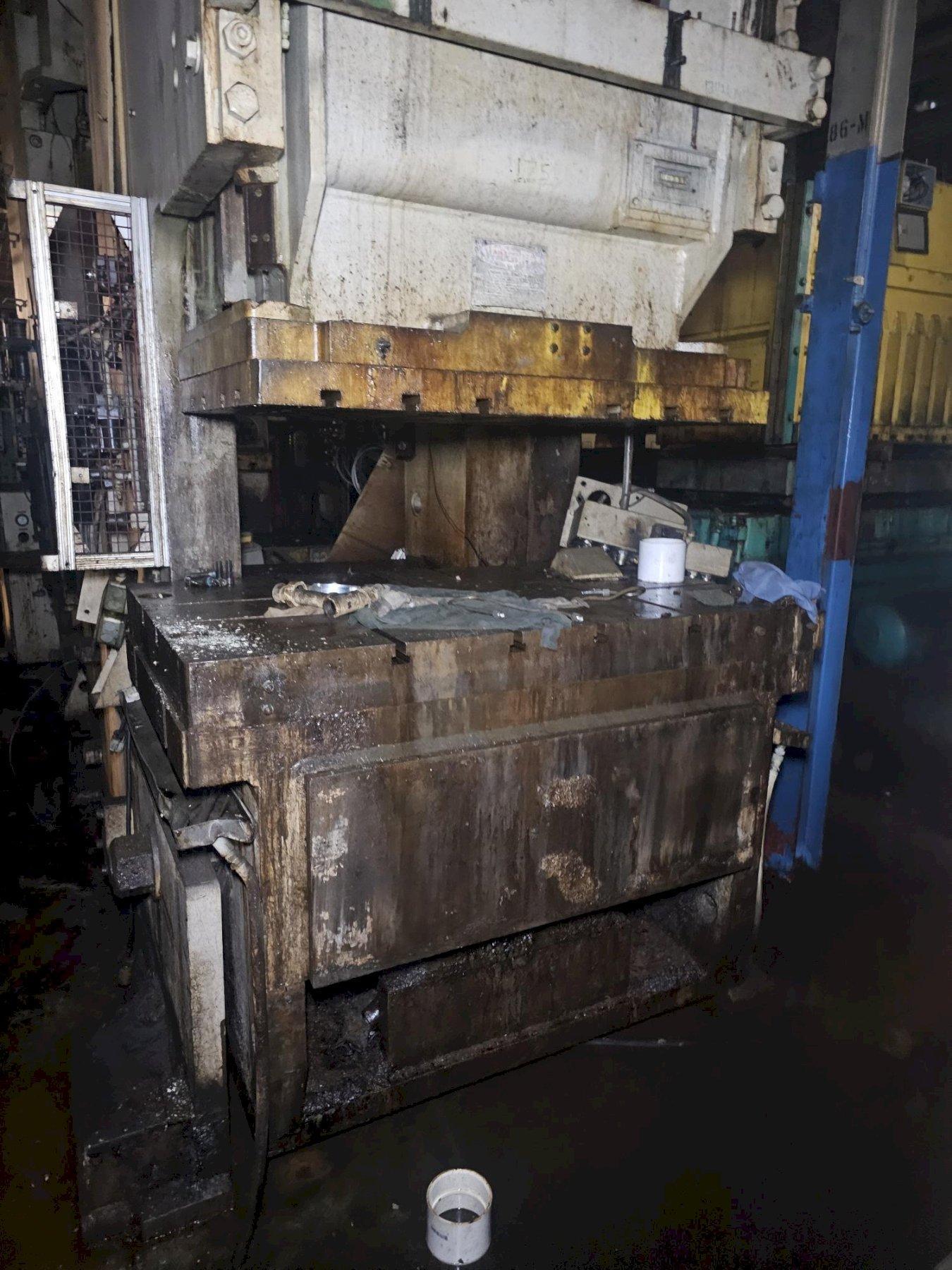 250 TON NIAGARA OBI PRESS