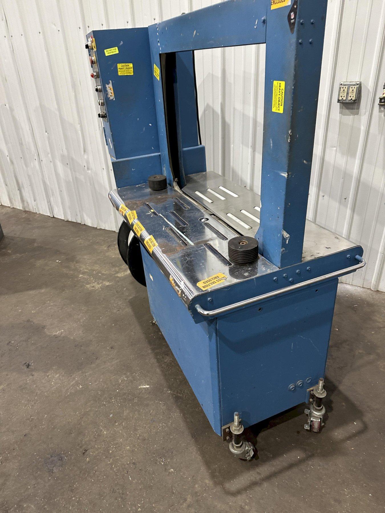 FESTOOL MODEL CT 33 E VACUUM WITH SANDER : STOCK #77443