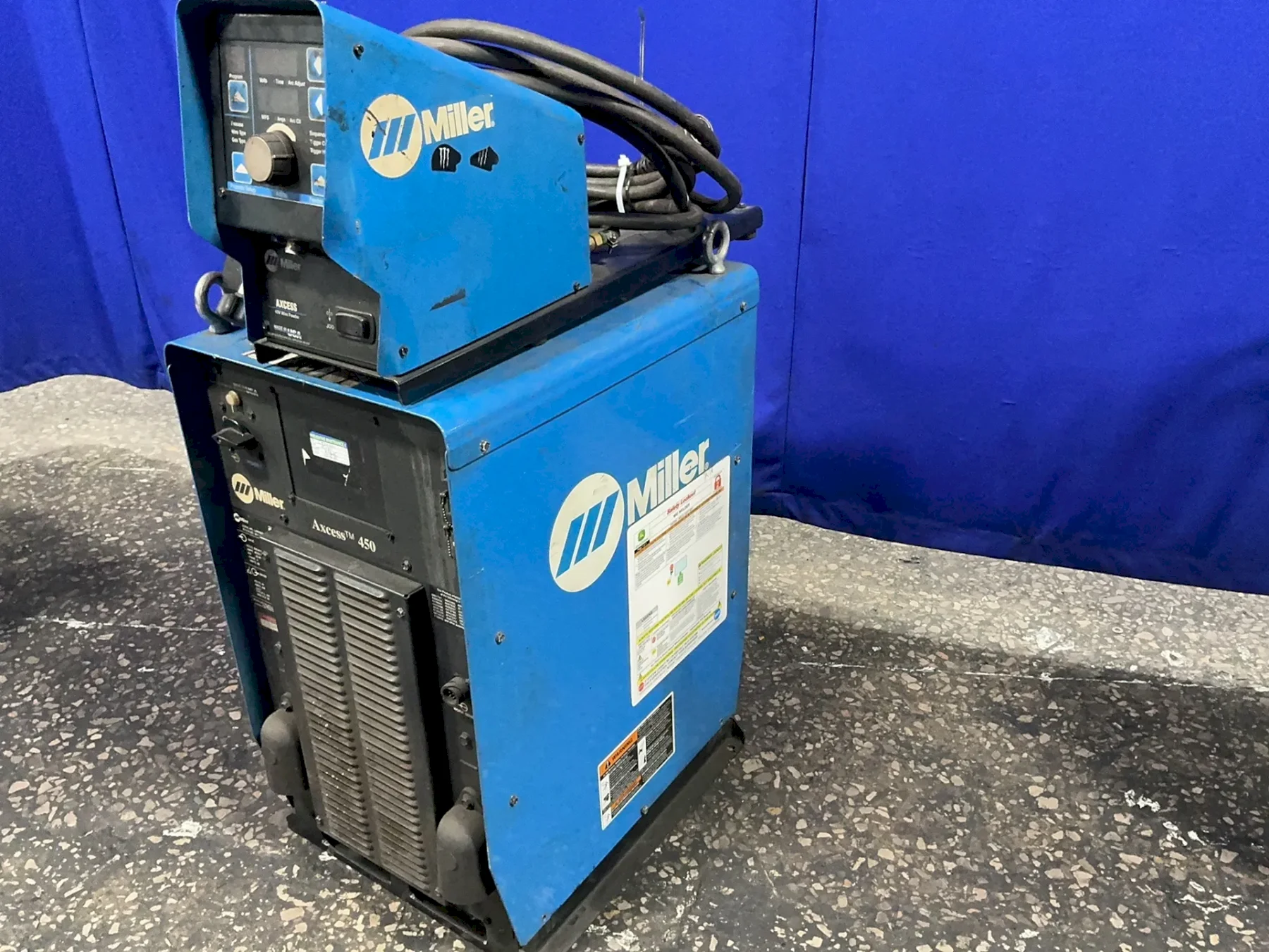 Miller  450 A Welder  - Axcess 450