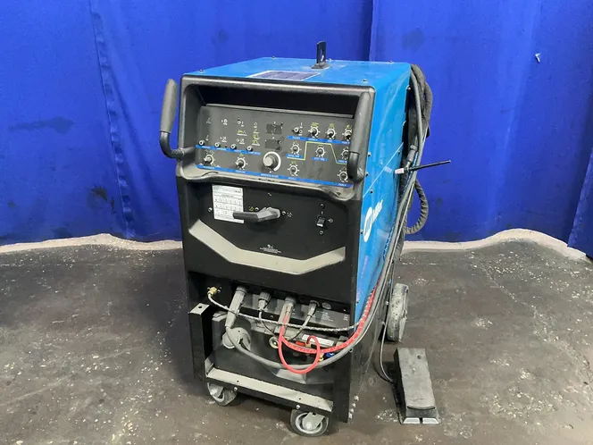 Miller 400 Amps Welder - Syncrowave 350lx