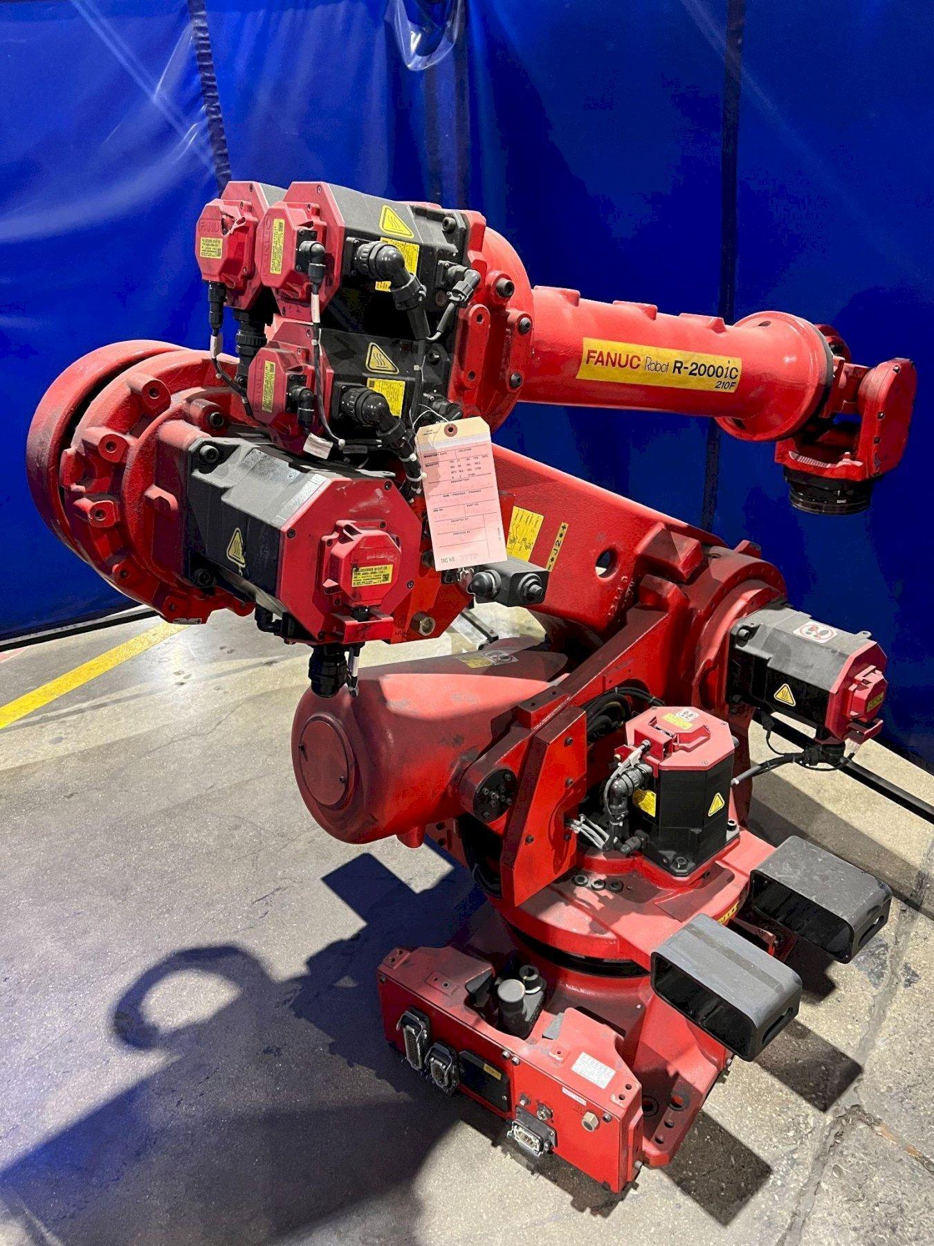 FANUC ROBOTICS R-200IC/210F ROBOT W/ R30IB CONTROLLER NO PENDANT USED