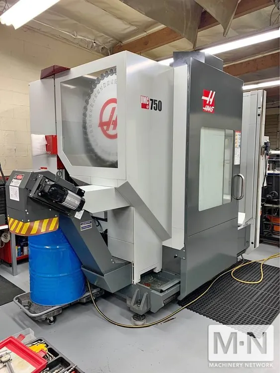 HAAS UMC-750 - Machining Centers, Vertical