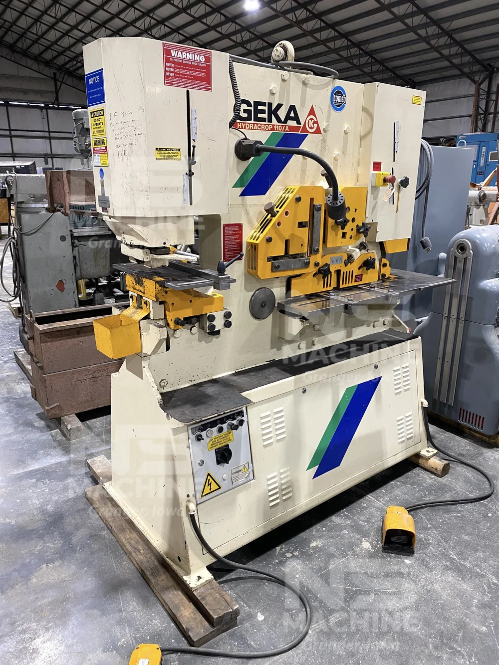 121 TON GEKA HYDRACROP 110/A IRONWORKER