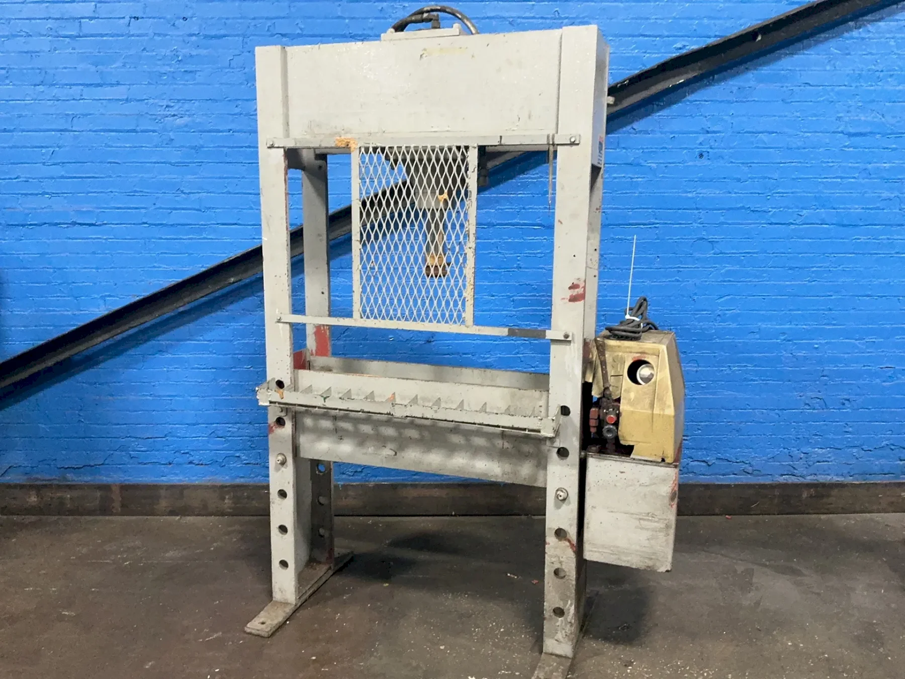 STENHOJ 44 TON HYDRAULIC H-FRAME PRESS  -  500994