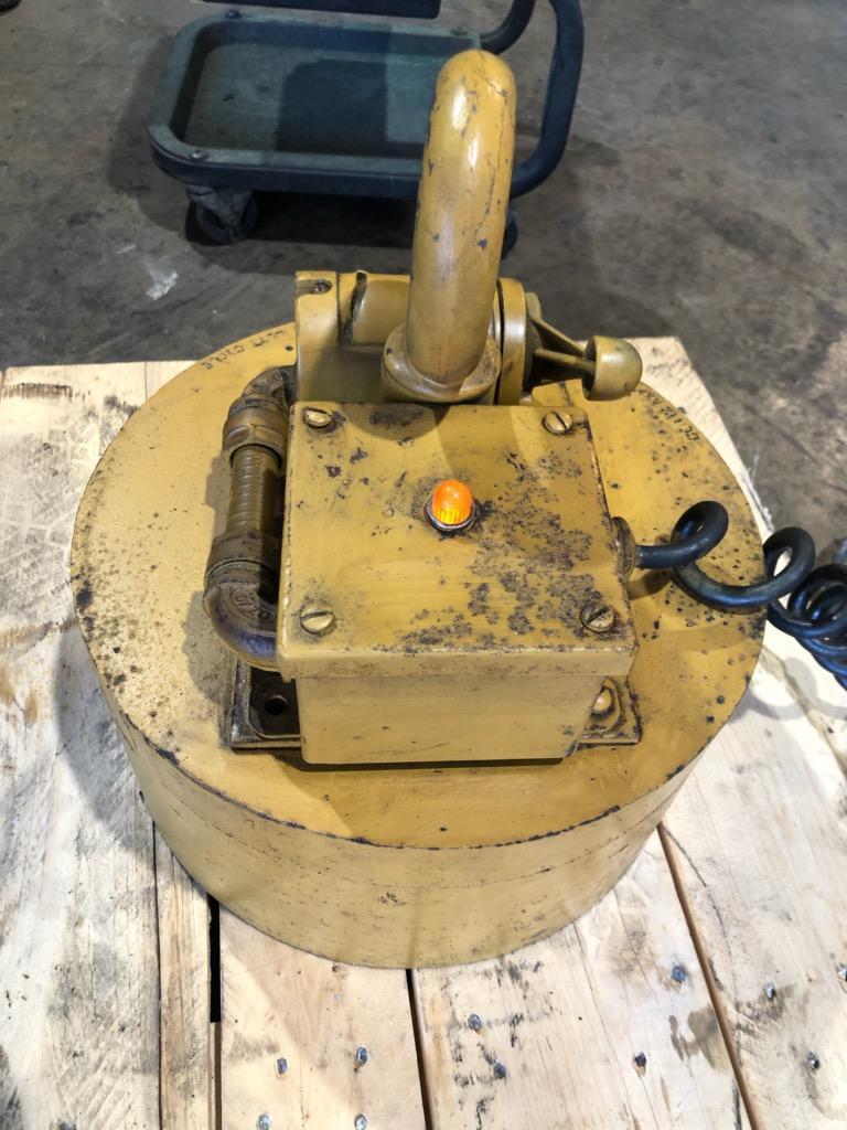 4,000 lbs BUX Circular Electric Lifting Magnets