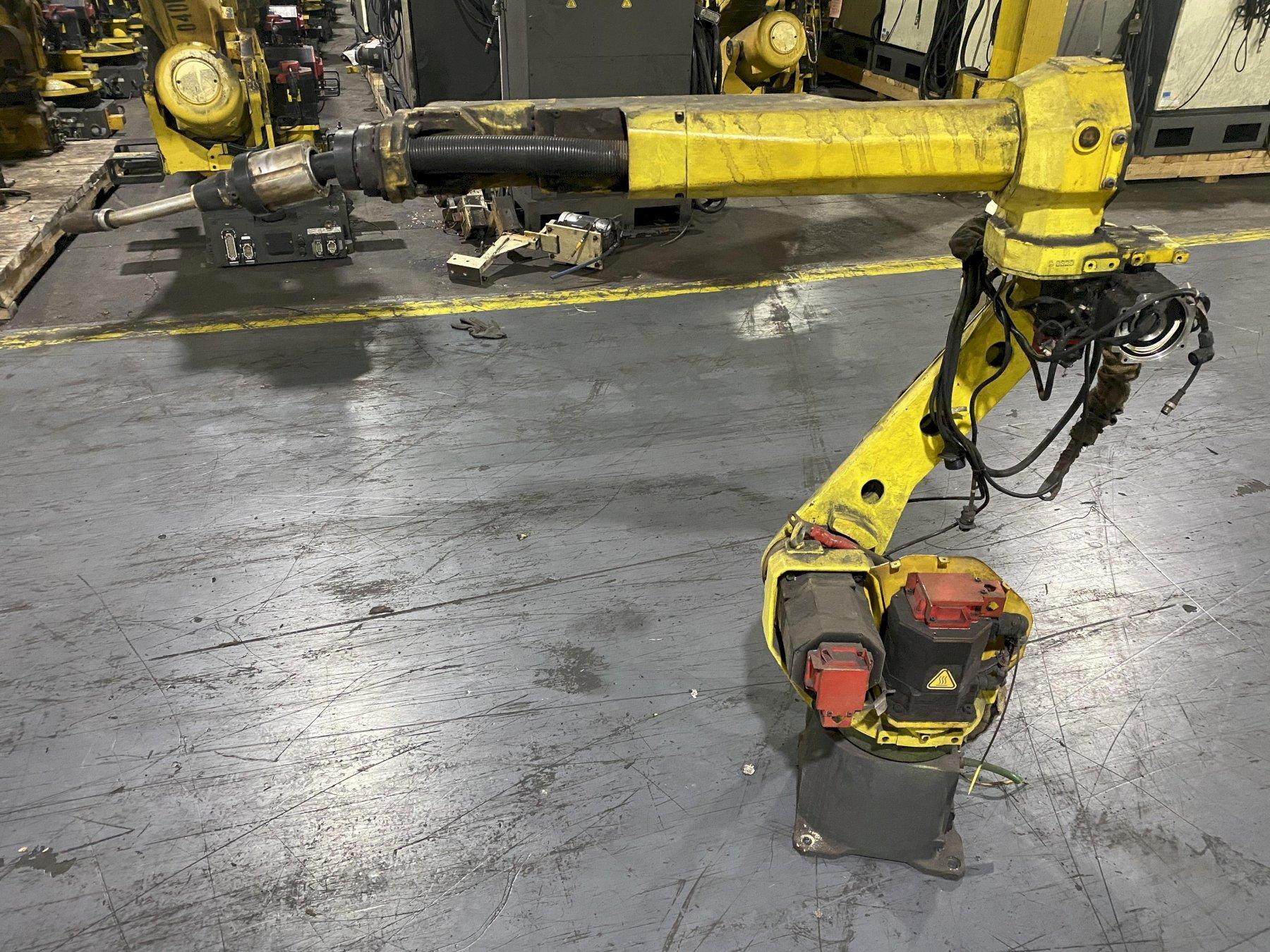 FANUC – ArcMate 100iC/6L w/ R-30iB Controls PARTS ONLY