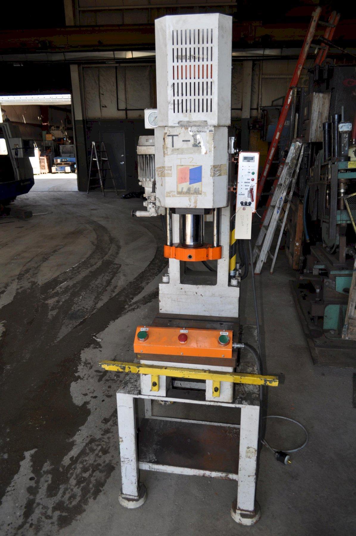 10 TON HYDRAULIC C FRAME PRESS