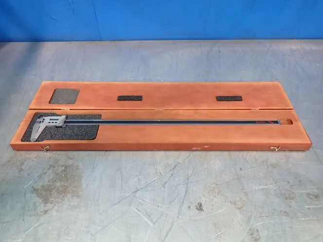 Starrett 26" Digital Caliper W/case - 721