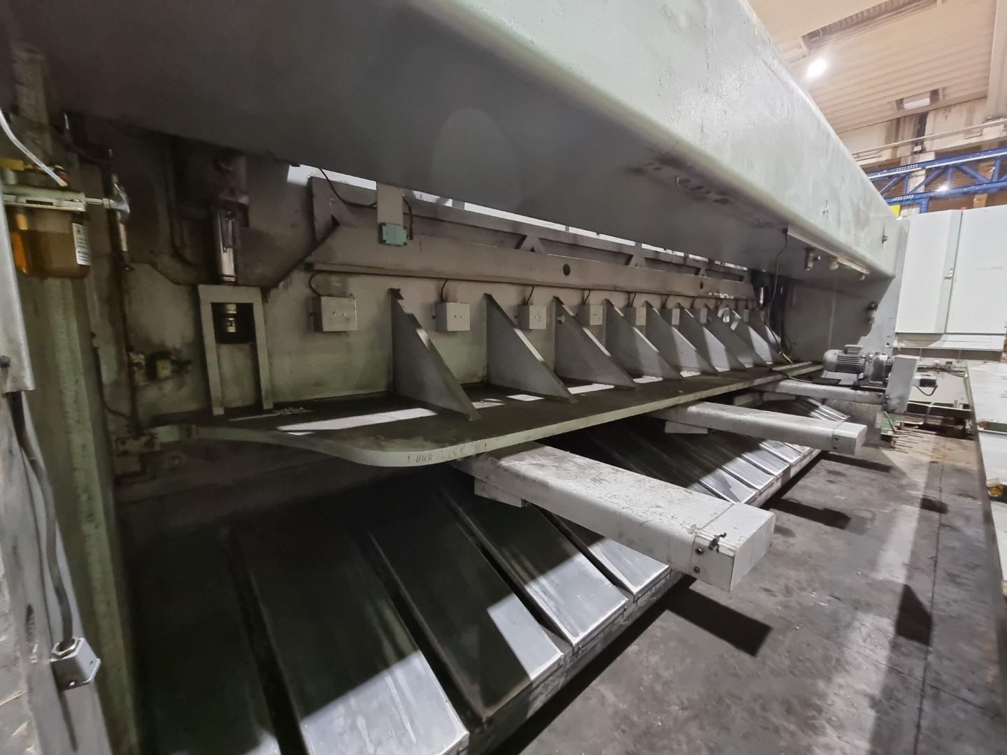 BAYKAL HNC 6100 x 6 mm CNC - Shears, Hydraulic, Guillotine