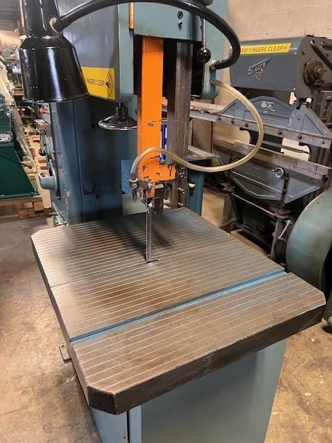 Leten Vertical Band Saw Model DCM-5, 20" Throat