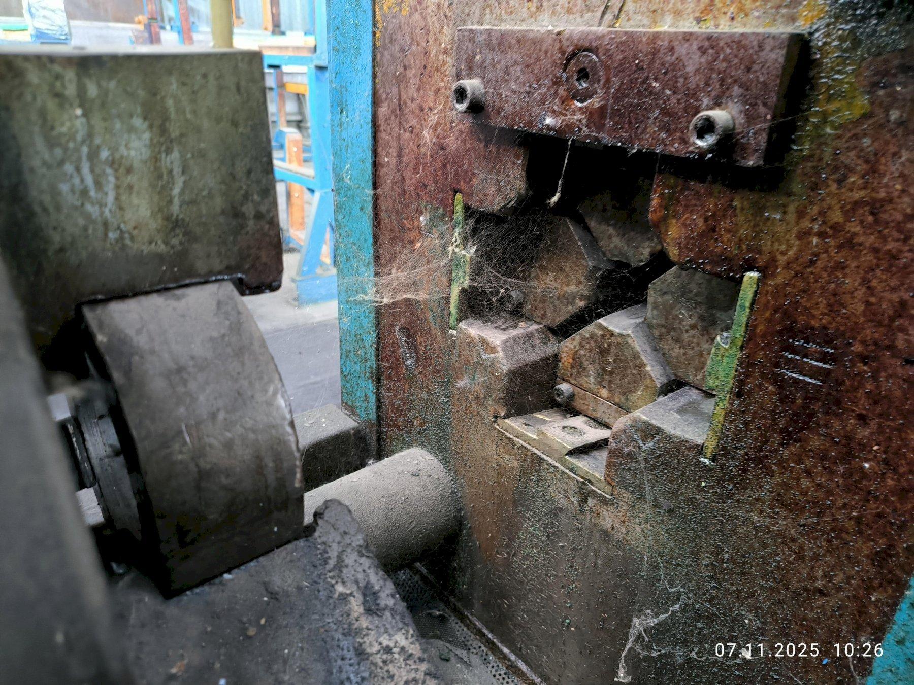 25 TON HAGINGER 3-DIE TUBE DRAW BENCH