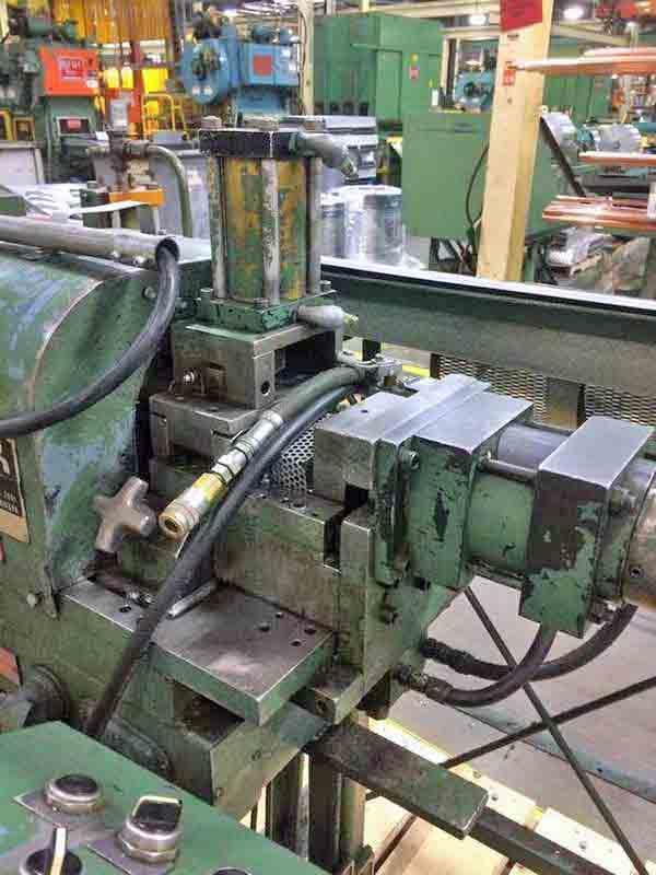 Tube Straightener & Cutoff, Oak, 1.125