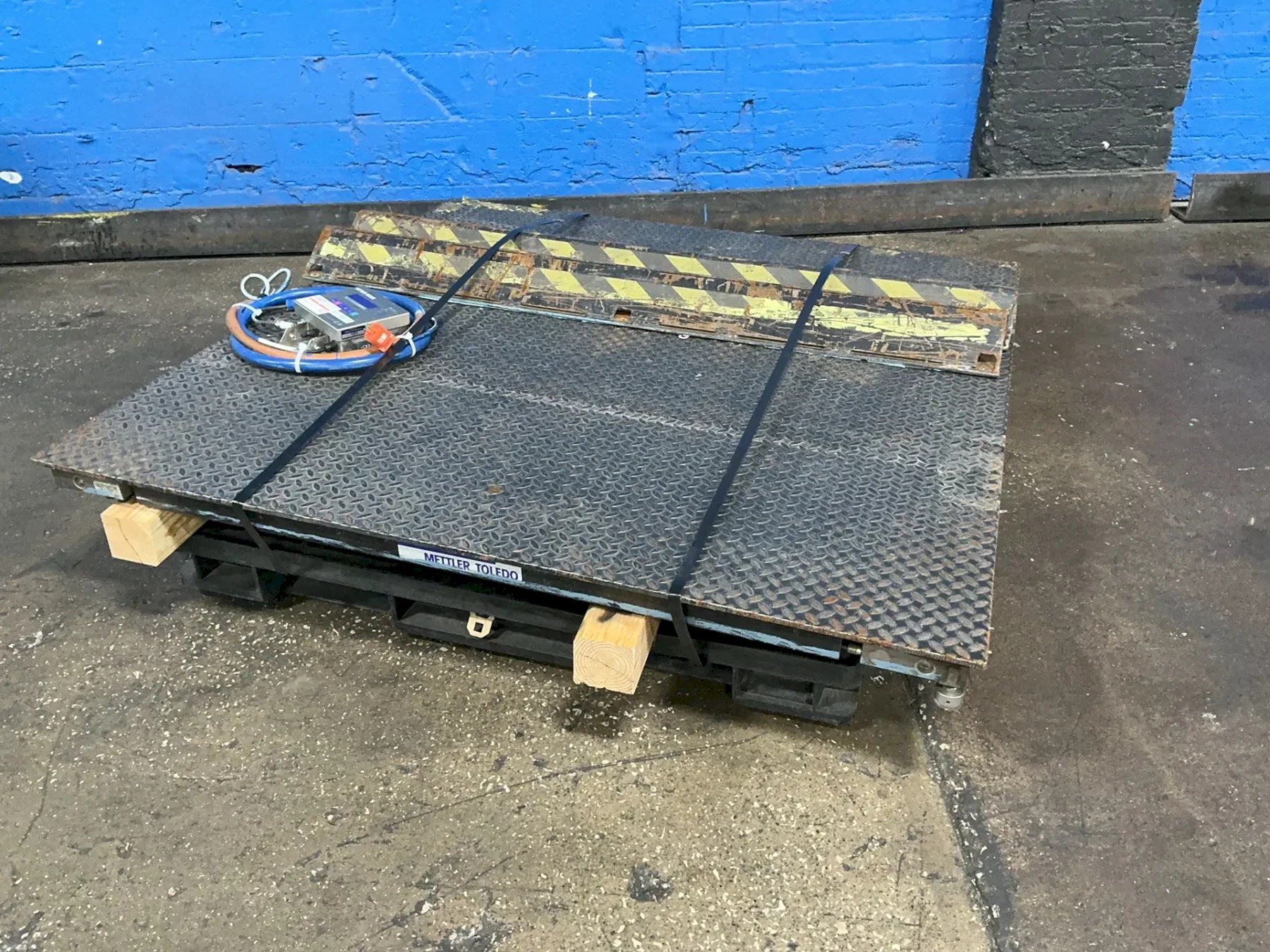 METTLER TOLEDO 60”X60” FLOOR SCALE  -  PANTHER